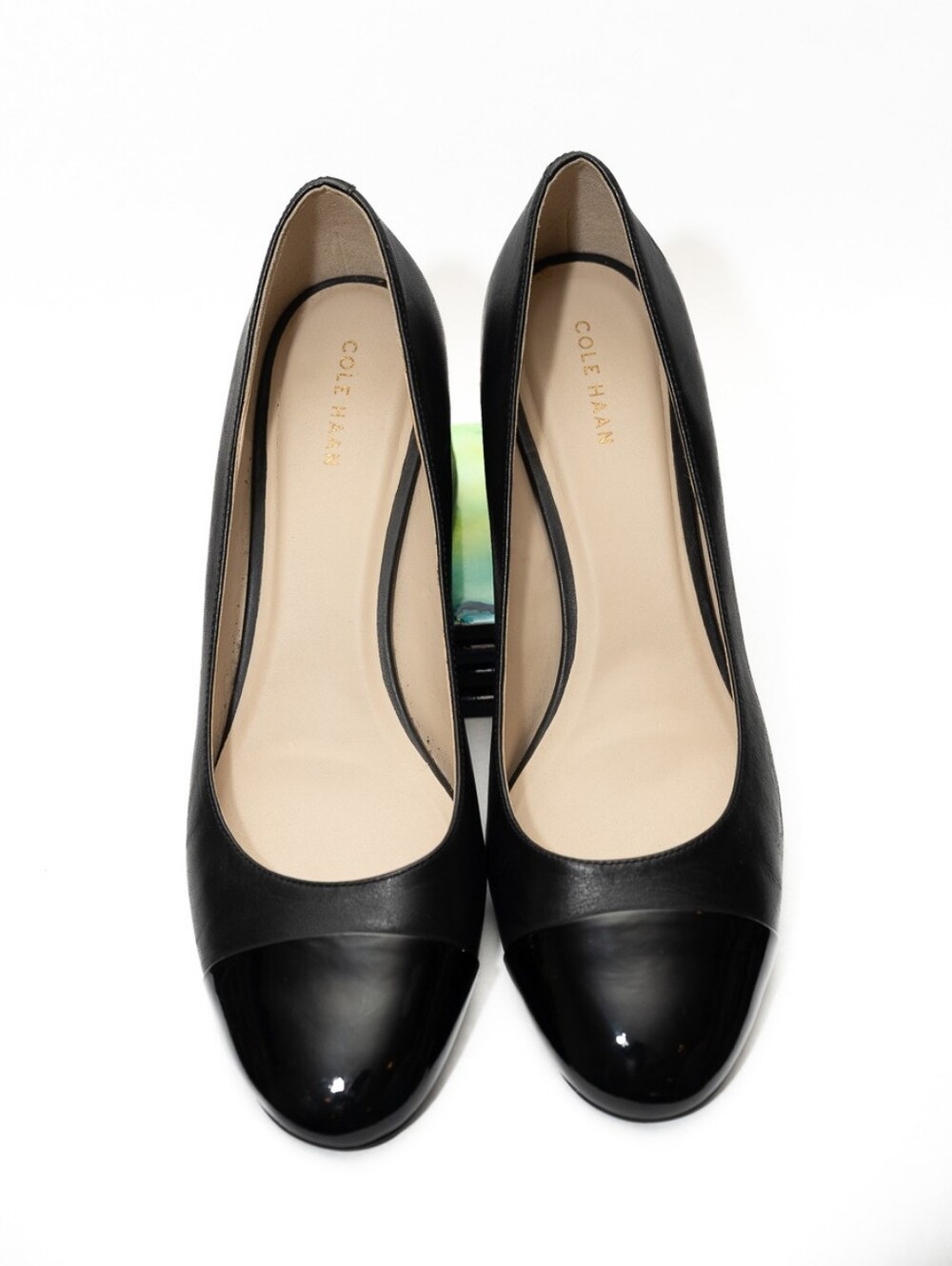 Cole Haan Black Leather Cap Toe Size 9.5B Like New